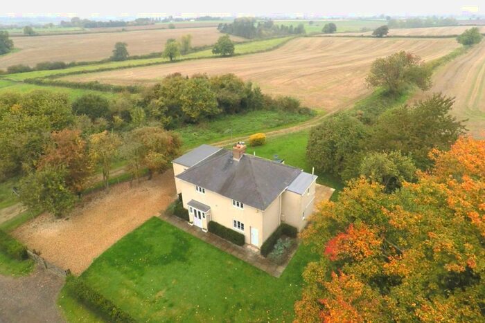 5 Bedroom Farm House To Rent In Brackley Grange, Brackley, NN13