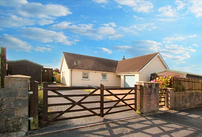 3 Bedroom Detached Bungalow For Sale In Golwg Y Mor, Long Mains, Monkton, Pembroke, SA71