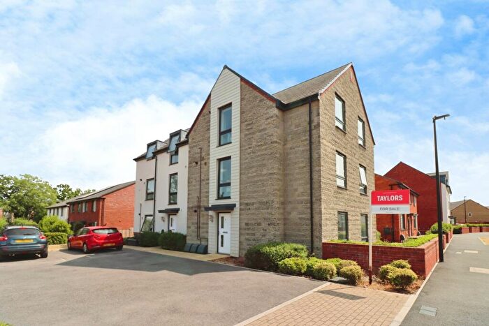 1 Bedroom Flat For Sale In Crosby Road, Yate, Bristol, Gloucestershire, BS37
