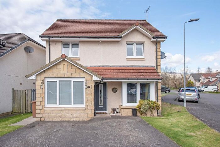 4 Bedroom Detached House For Sale In Windmill View, Sauchie, Alloa, FK10