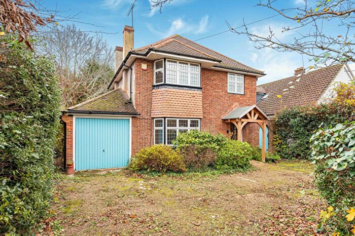 3 Bedroom Detached House For Sale In West Farm Avenue, Ashtead, KT21