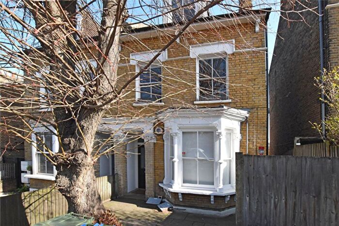 2 Bedroom Flat For Sale In Westcombe Hill, Blackheath, London, SE3