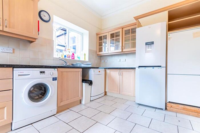 5 Bedroom Maisonette To Rent In Eslington Terrace, Jesmond, NE2