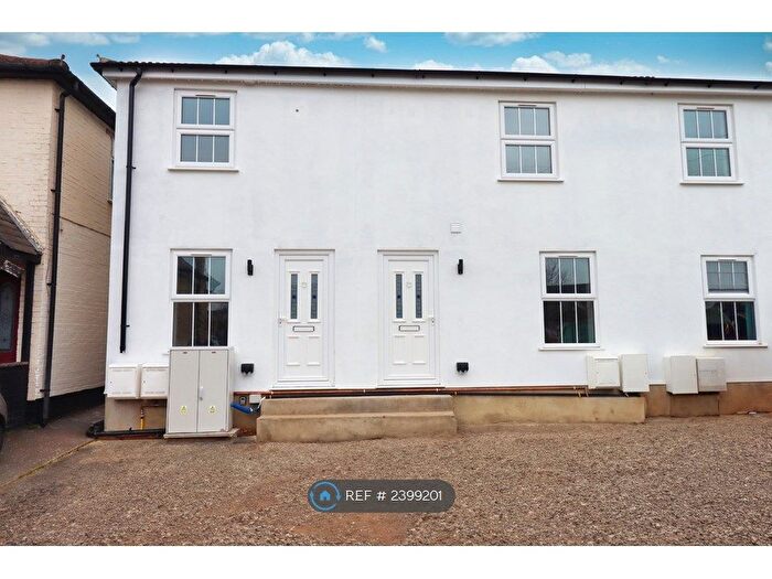 2 Bedroom Terraced House To Rent In Baddow Road, Chelmsford, CM2