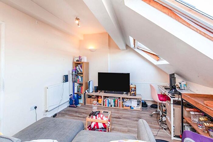 1 Bedroom Apartment To Rent In Lee High Road, London, SE13