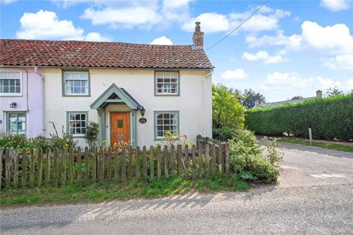 2 Bedroom End Of Terrace House For Sale In Friston, Suffolk, IP17