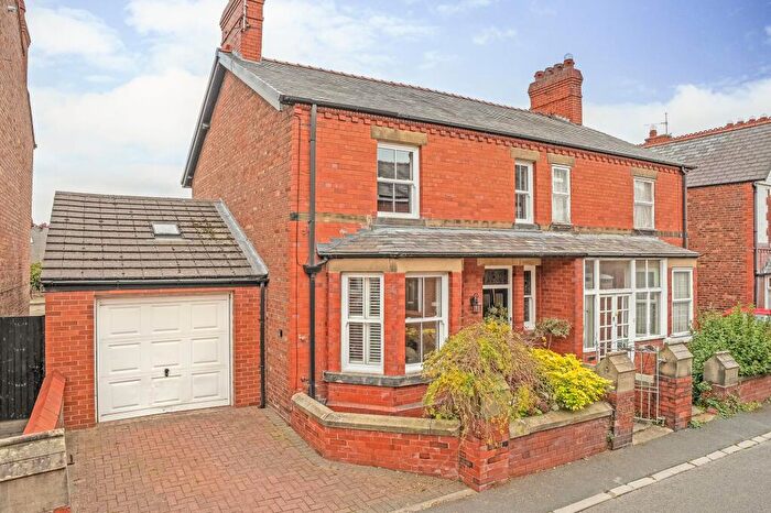 4 Bedroom Semi-Detached House For Sale In Highfield, Hawarden, CH5