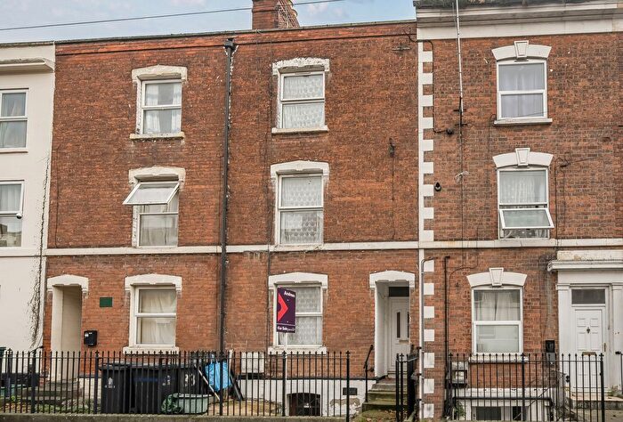 5 Bedroom Terraced House For Sale In Cromwell Street, Gloucester, Gloucestershire, GL1
