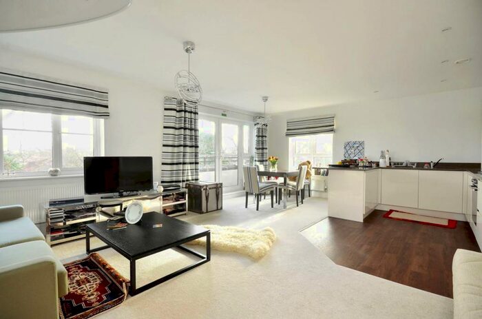 1 Bedroom Flat To Rent In Uplands Road, Guildford, GU1