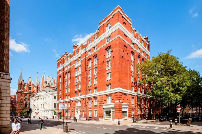 3 Bedroom Flat To Rent In Queen Alexandra Mansions, Hastings Street, Kings Cross, WC1H