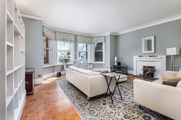 3 Bedroom Flat To Rent In Old Brompton Road, London, SW5