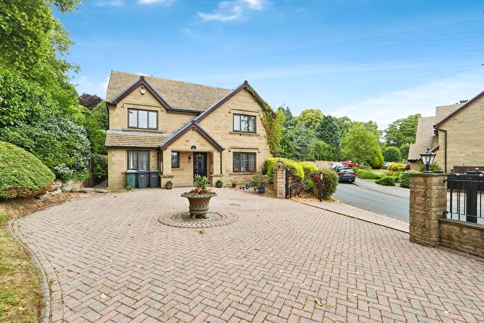 4 Bedroom Detached House For Sale In Foxstone Rise, Baildon, Shipley, BD17