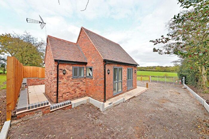 1 Bedroom Maisonette To Rent In Slade Lane, Sutton Coldfield, B75