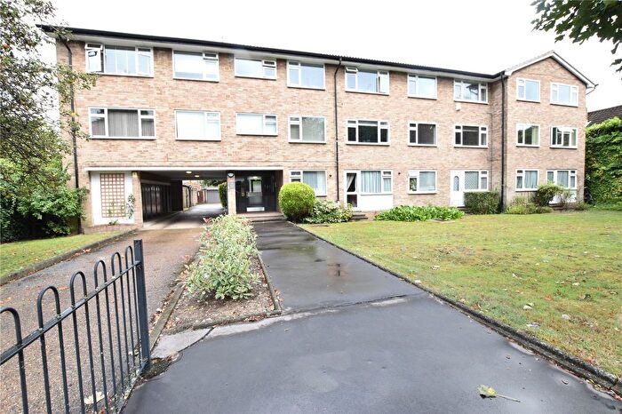 2 Bedroom Flat To Rent In Purley Park Road, Purley, CR8