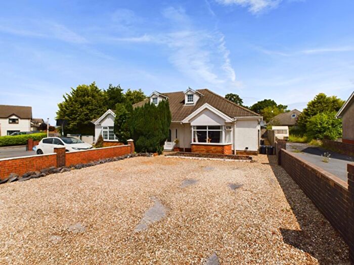 3 Bedroom Semi-Detached Bungalow For Sale In Nantycaws, Carmarthen, SA32