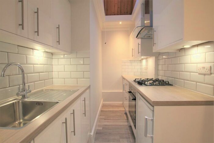 1 Bedroom Flat To Rent In Church Road, (), Hendon, NW4