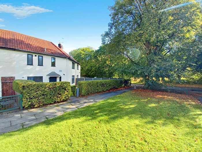 3 Bedroom Terraced House To Rent In Bude Walk, Manchester, Greater Manchester, M23