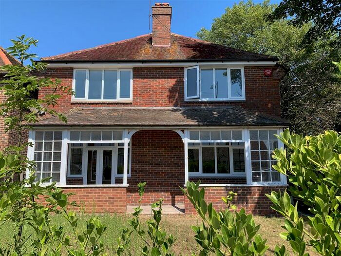 4 Bedroom Property To Rent In Bromstone Road, Broadstairs, CT10