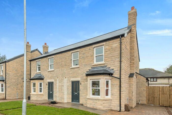 3 Bedroom Semi-Detached House For Sale In Millfield End, Pateley Bridge, Harrogate, North Yorkshire, HG3