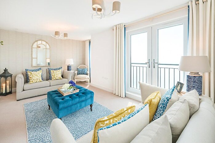 4 Bedroom Town House For Sale In Off Mauricewood Road, Penicuik, EH26