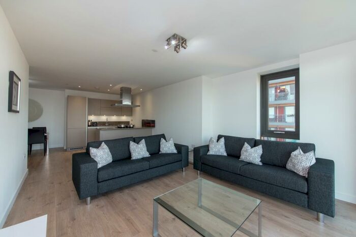 3 Bedroom Apartment To Rent In Fuse Building, The Vibe, Dalston, E8