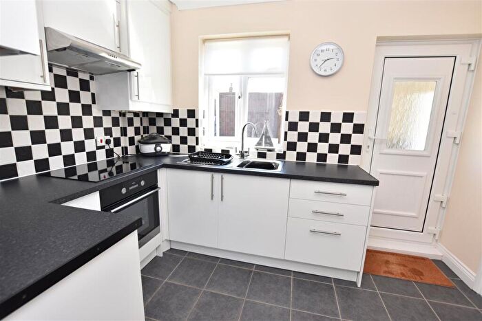 2 Bedroom Bungalow For Sale In Holbek Road, Canvey Island, Essex, SS8