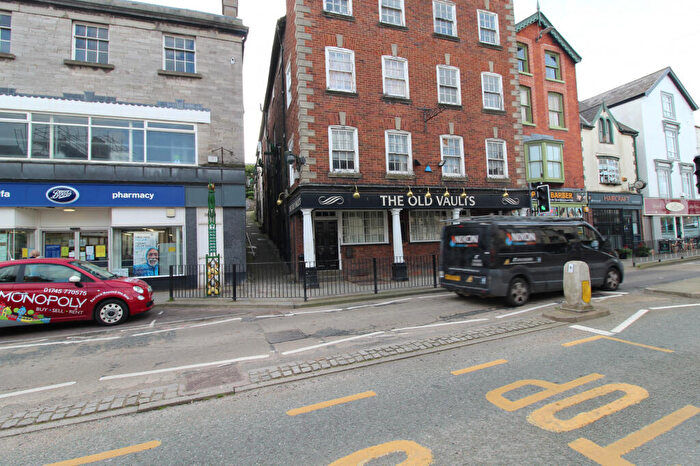 2 Bedroom Flat To Rent In , Denbigh, LL16