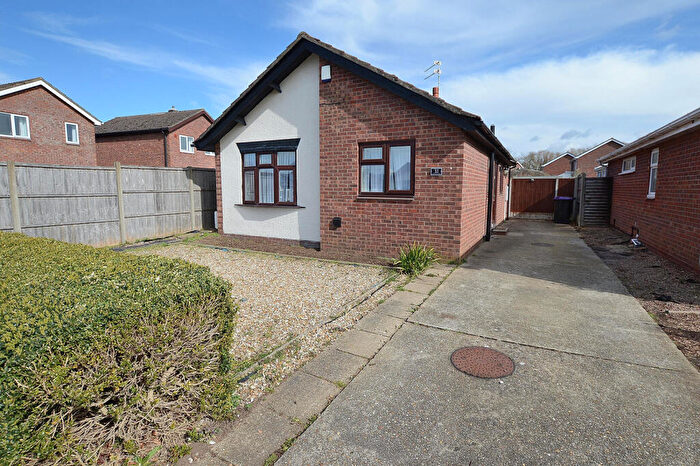 2 Bedroom Bungalow For Sale In Greenfield Road, Coningsby, LN4