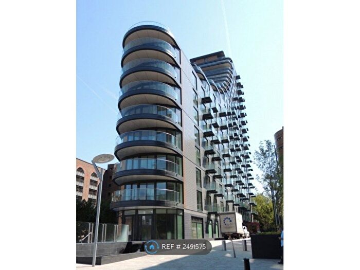 2 Bedroom Flat To Rent In Cobblestone Square, London, E1W