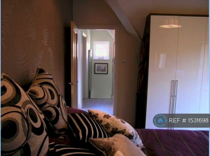 1 Bedroom Flat To Rent In Upton Road, Slough/Windsor, SL1