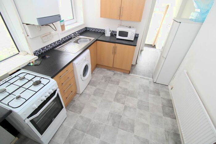 4 Bedroom Terraced House To Rent In Queen Street, Treforest, Pontypridd, CF37