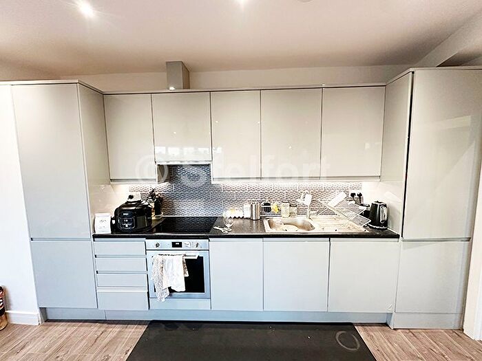 1 Bedroom Flat To Rent In Oakridge Road, Bromley, BR1