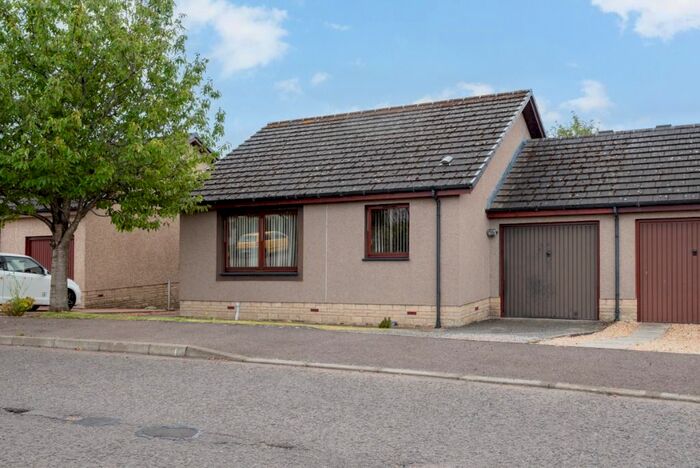 2 Bedroom Bungalow For Sale In Gowan Rigg, Forfar, Angus, DD8
