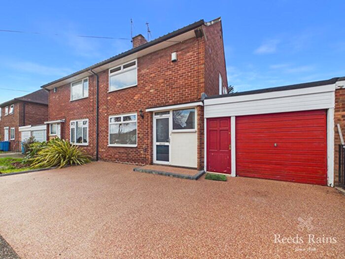 2 Bedroom Semi Detached House For Sale In Hermes Close, Hull, East Riding Of Yorkshire, HU9