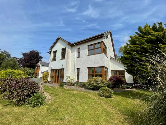 4 Bedroom Detached House For Sale In Tre'r Ddol, Machynlleth, SY20