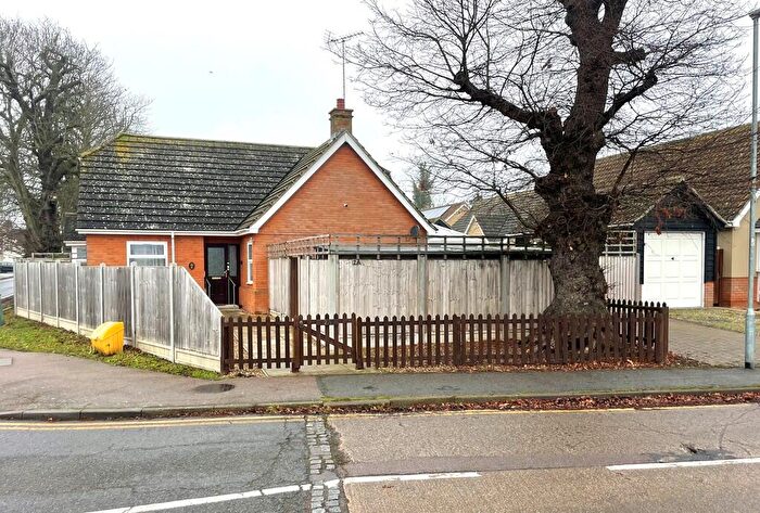 2 Bedroom Detached Bungalow For Sale In Green Lane, Tiptree, CO5