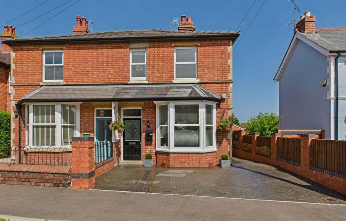 3 Bedroom Semi-Detached House For Sale In Wedderburn Road, Malvern, WR14