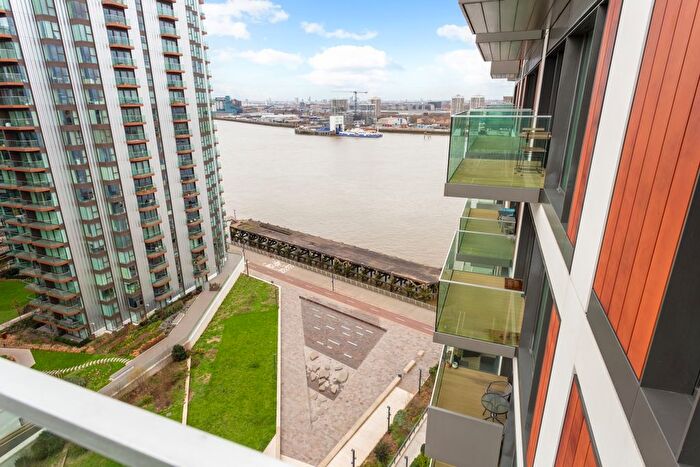 1 Bedroom Flat To Rent In Duke Of Wellington Avenue, London, SE18