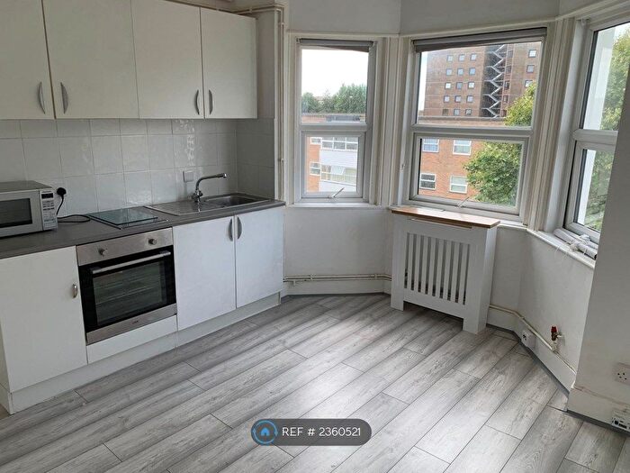 Studio To Rent In St. Augustine Road, Littlehampton, BN17