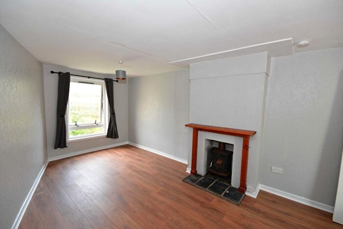 3 Bedroom Terraced House To Rent In Thain Road, Whitebridge, Inverness, Highland, IV2