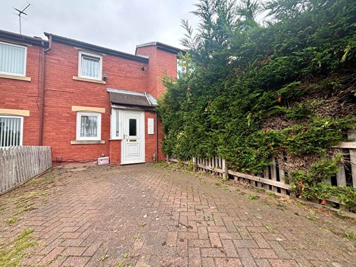 2 Bedroom Terraced House For Sale In Howlett Hall Road, Denton Burn, Newcastle Upon Tyne, NE15