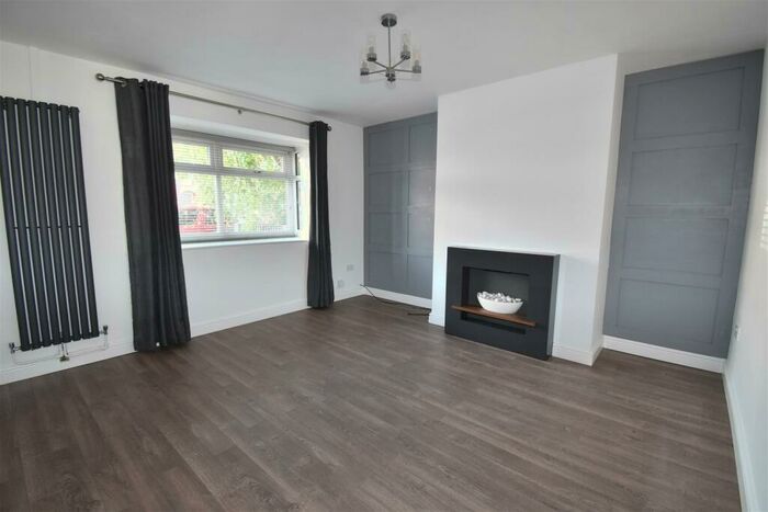 3 Bedroom Semi-Detached House To Rent In Beechwood Crescent, Astley, Manchester, M29