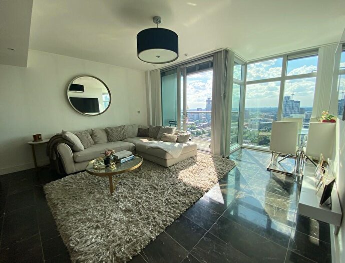 2 Bedroom Apartment To Rent In Great Northern Tower (Lo), Watson Street, M3