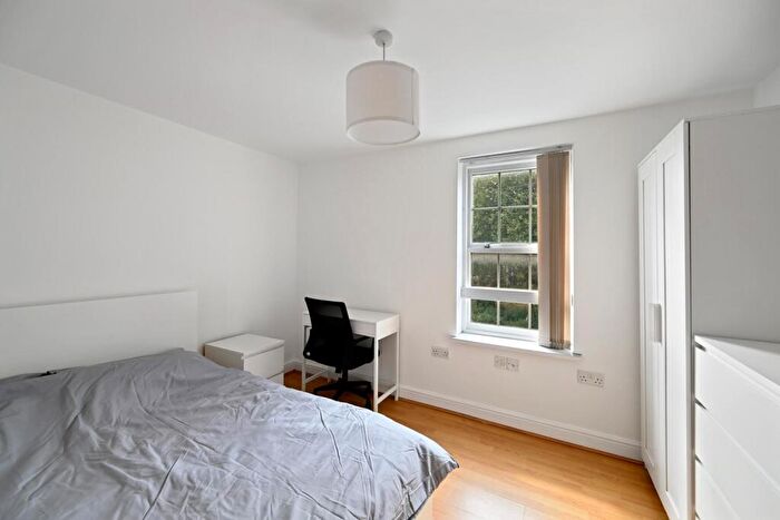 4 Bedroom House To Rent In Broomhall Street, Sheffield, S3