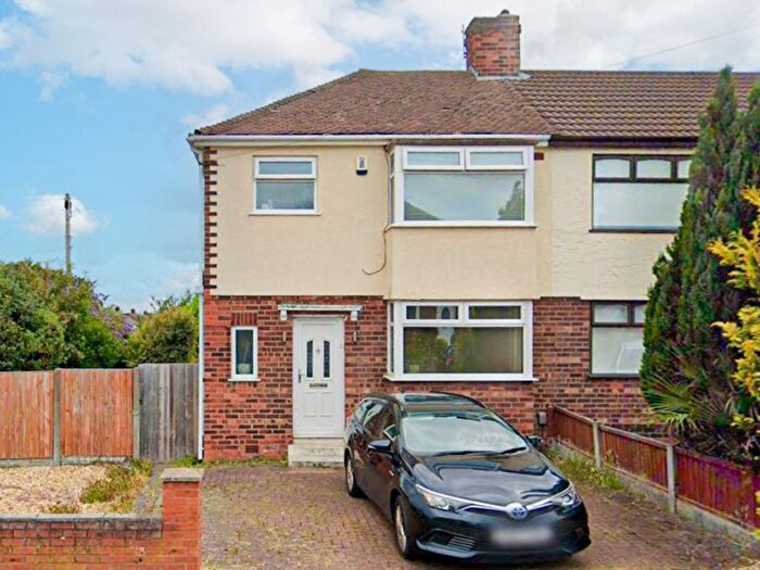 3 Bedroom Detached House For Sale In North Manor Way, Liverpool, L25