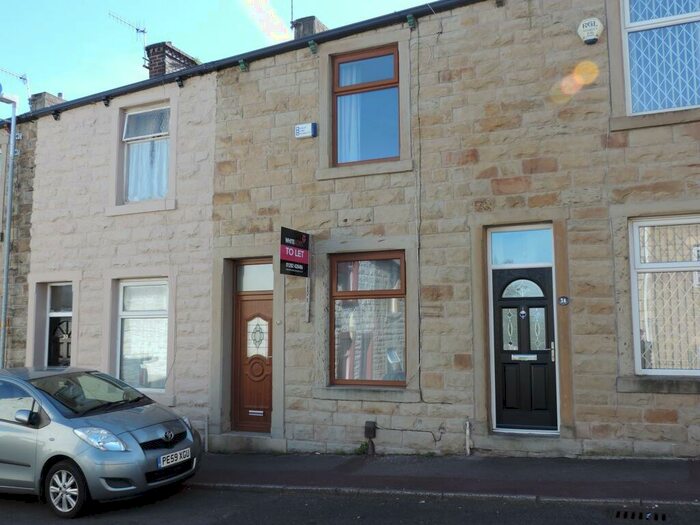 Village House To Rent In Shale Street, Burnley, Lancashire, BB12