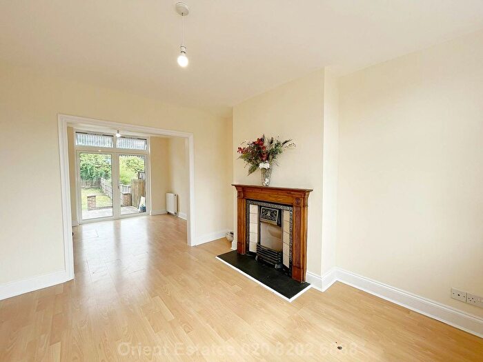 3 Bedroom Terraced House To Rent In Brent Park Road, London, NW4