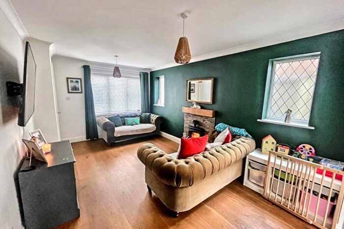 5 Bedroom Detached House For Sale In Bere Regis, BH20