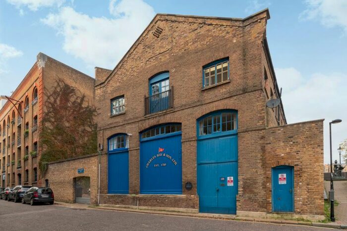 2 Bedroom Apartment To Rent In Rotherhithe Street, London, SE16