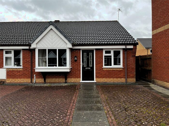 2 Bedroom Bungalow To Rent In Charles Parry Close, Oswestry, Shropshire, SY11